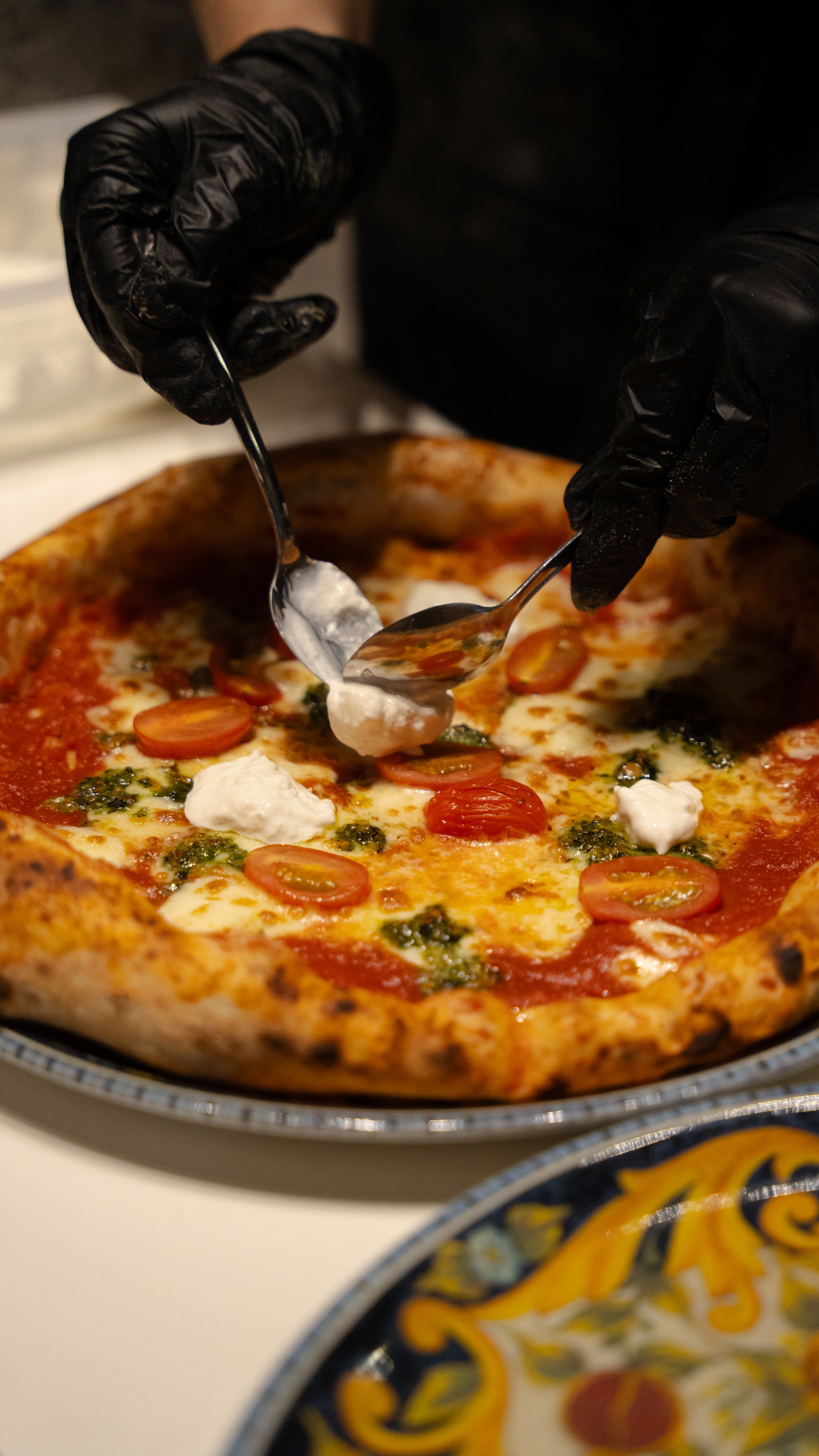 Shooting culinaire Da Luna — service en salle Saint-Ghislain